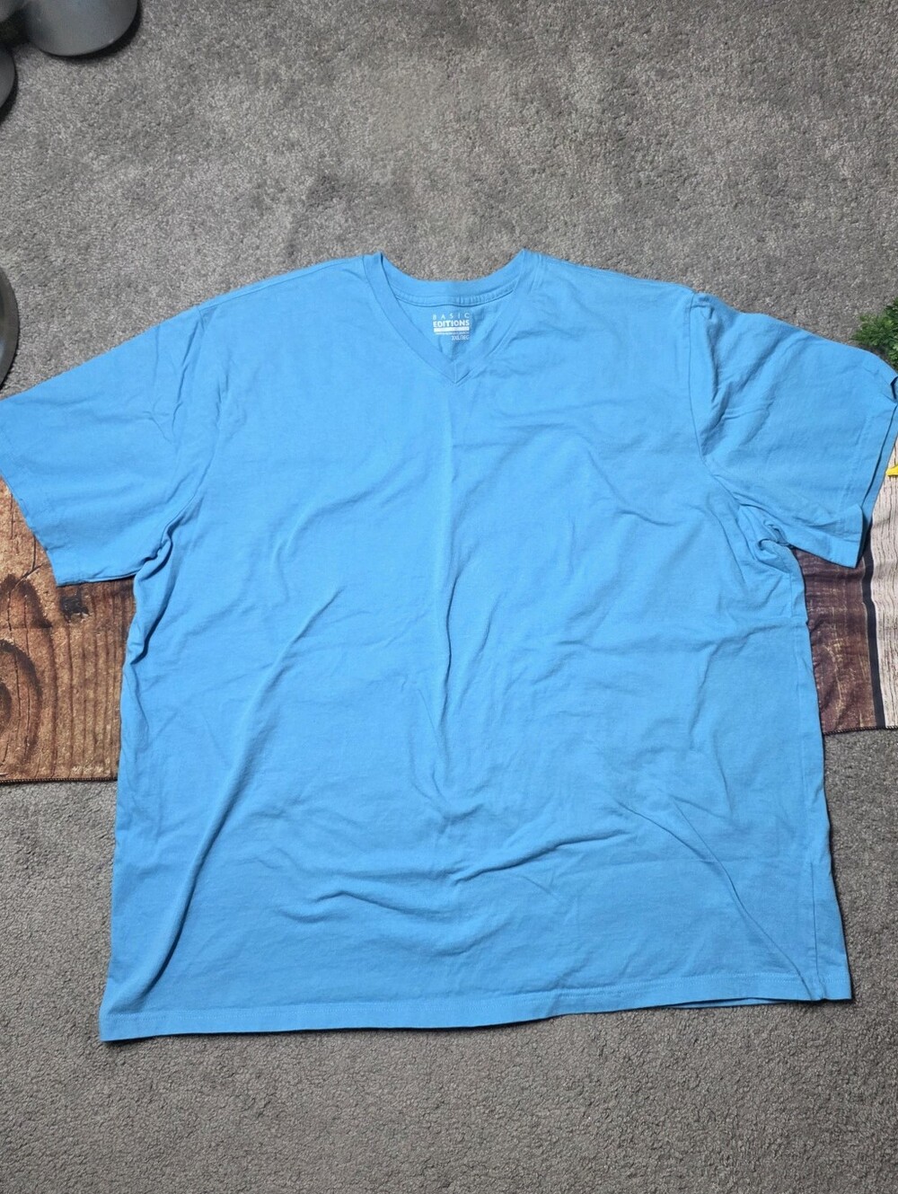 Basic Editions Light Blue T-Shirt V Neck Solid Color Shirt Size 3XL
